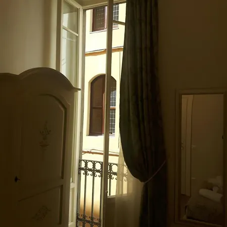 Shabby Old Town Affittacamere *